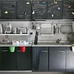 منزل للإقامة Three *