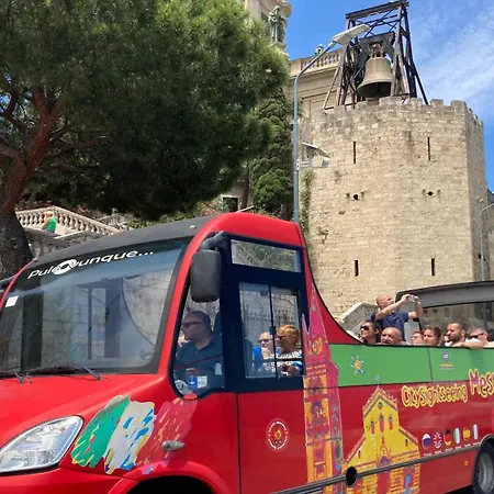 Three Privatunterkunft *