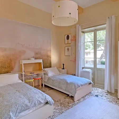 Three Privatunterkunft *