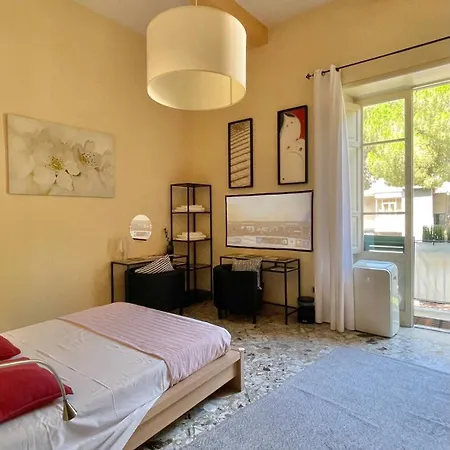 Privatunterkunft Three Messina